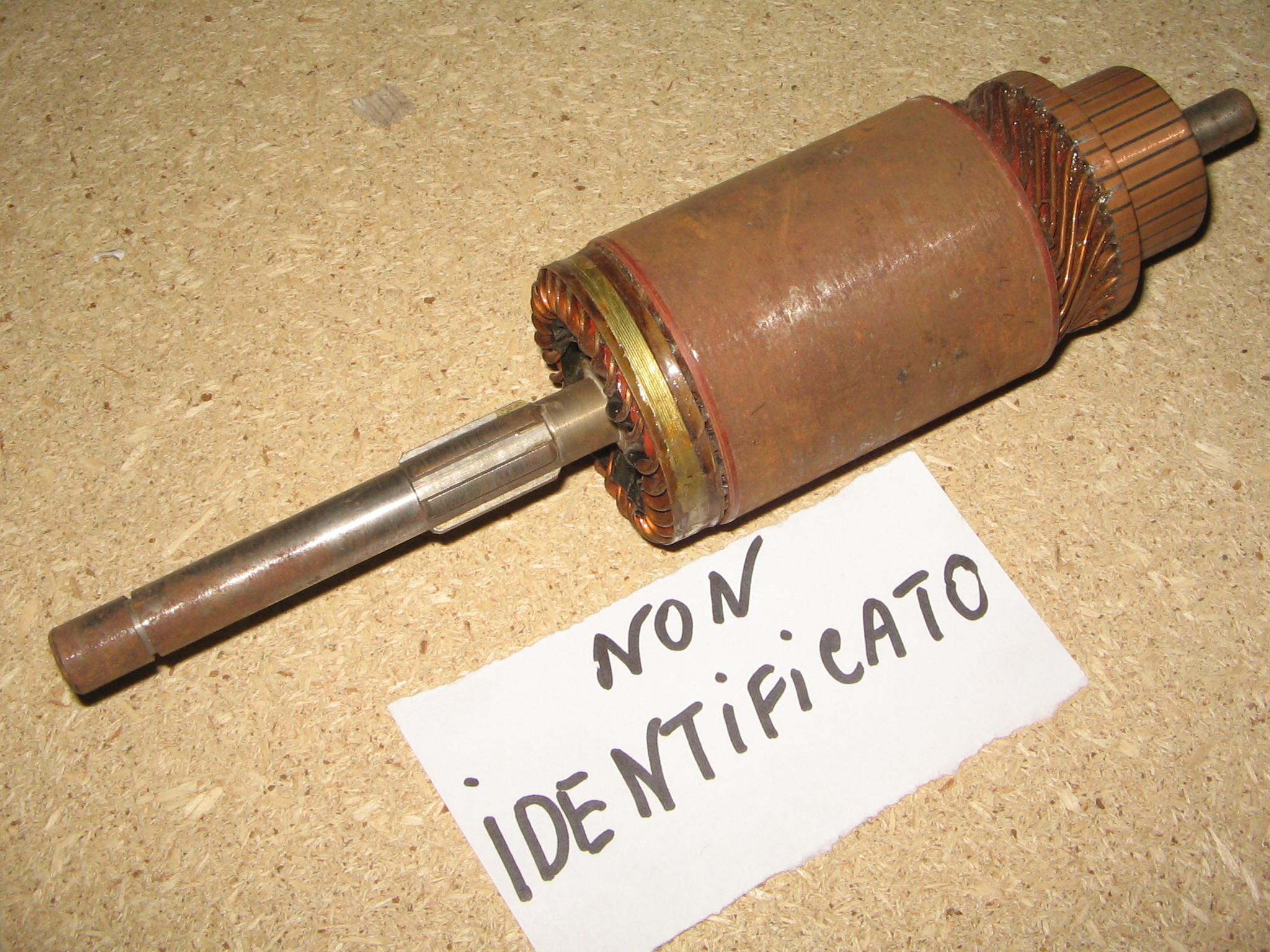 INDOTTO  NON  IDENTIFICATO           N. 1293